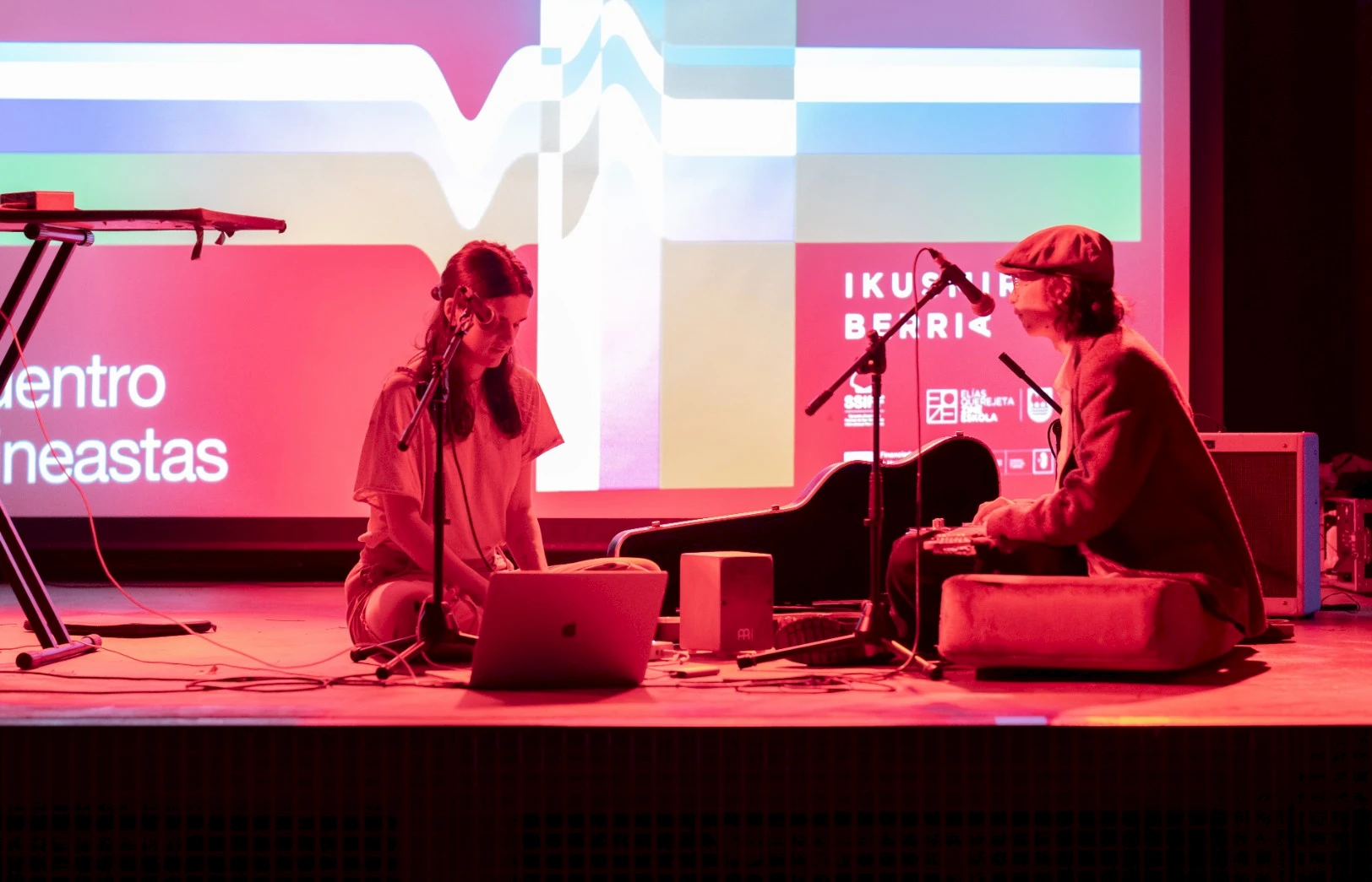 Naomi Pacifique eta Hikaru Uwagawaren emanaldia Zinemagileen Topaketan